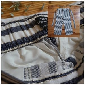 LOFT Blue White and Gold Stripped Flarred Dress Capri Pants with Belt Tie - xsp